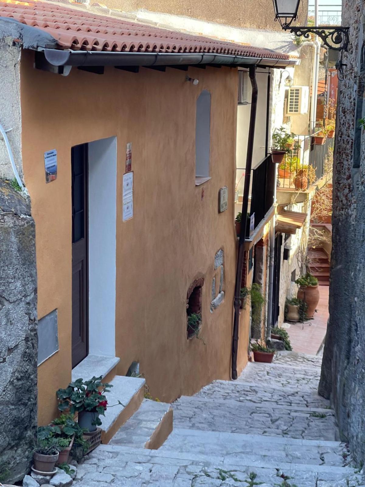 Al Vicoletto House Forza dʼAgro